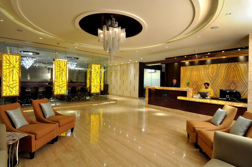 The Cove Hotel Panchkula Dış mekan fotoğraf