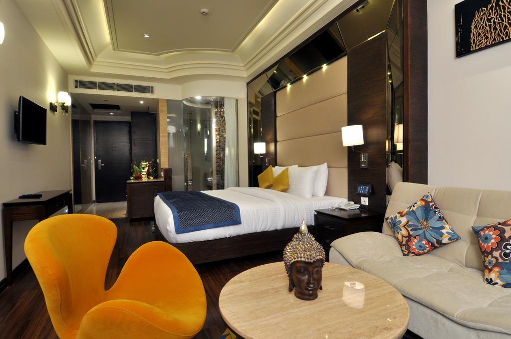 The Cove Hotel Panchkula Oda fotoğraf