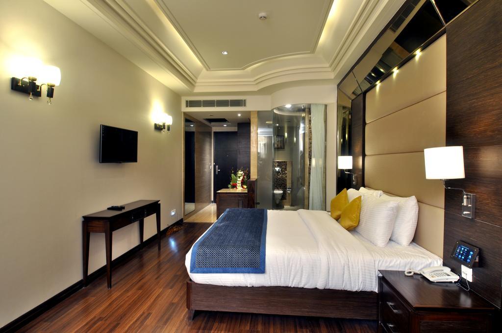 The Cove Hotel Panchkula Dış mekan fotoğraf